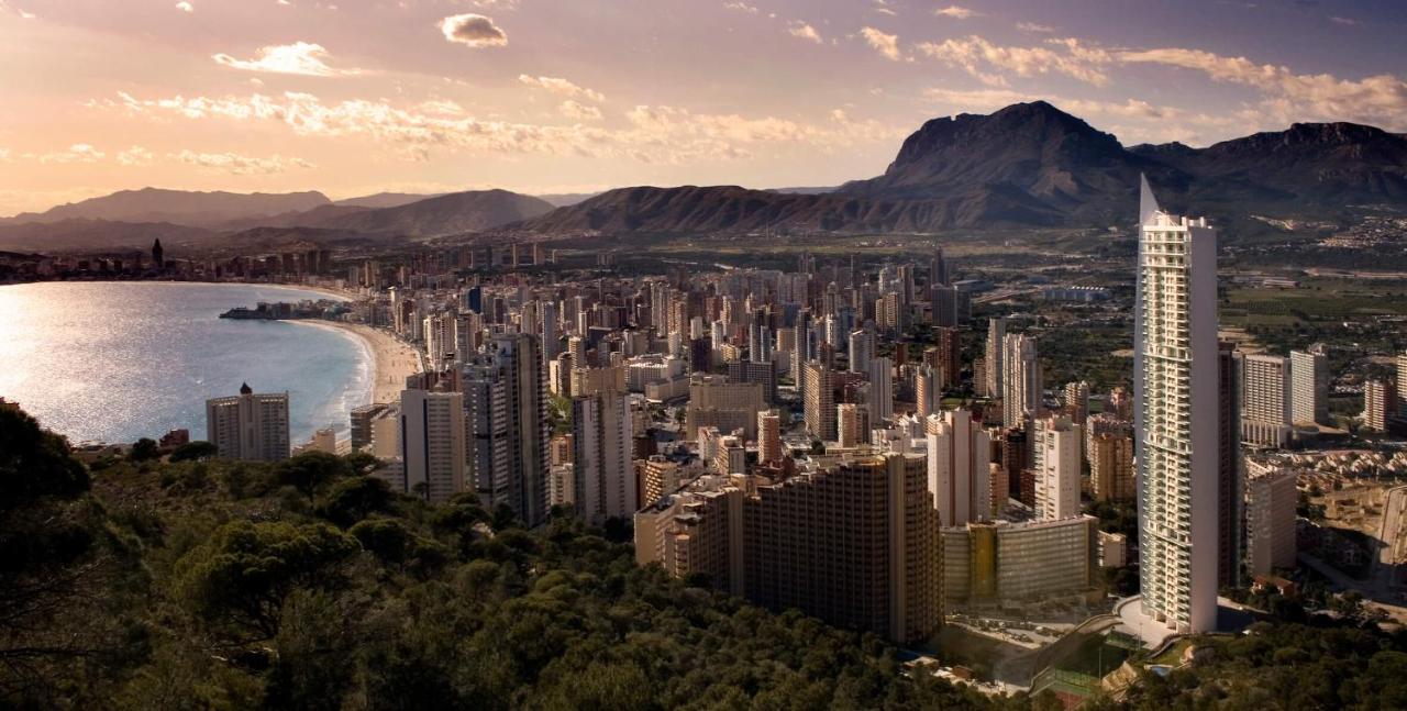 Skyline 11 Sunny Balcony With Stunning Sea Views Daire Benidorm Dış mekan fotoğraf